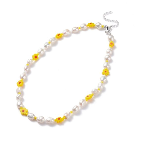 NWOT Cheery Natural pearls and Yellow Daisy Lampwork Glass Handmade Necklace - Picture 4 of 6